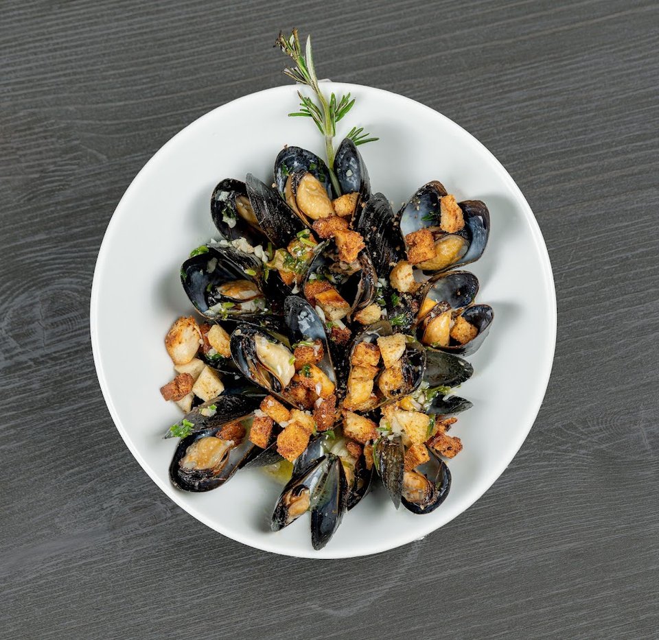 Sauteed Mussels